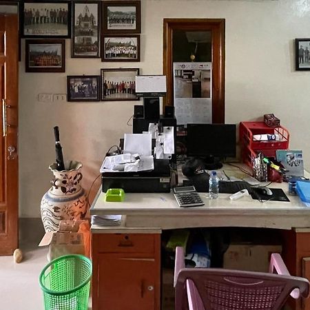 פראפאט Valencia Homestay Redpartner מראה חיצוני תמונה